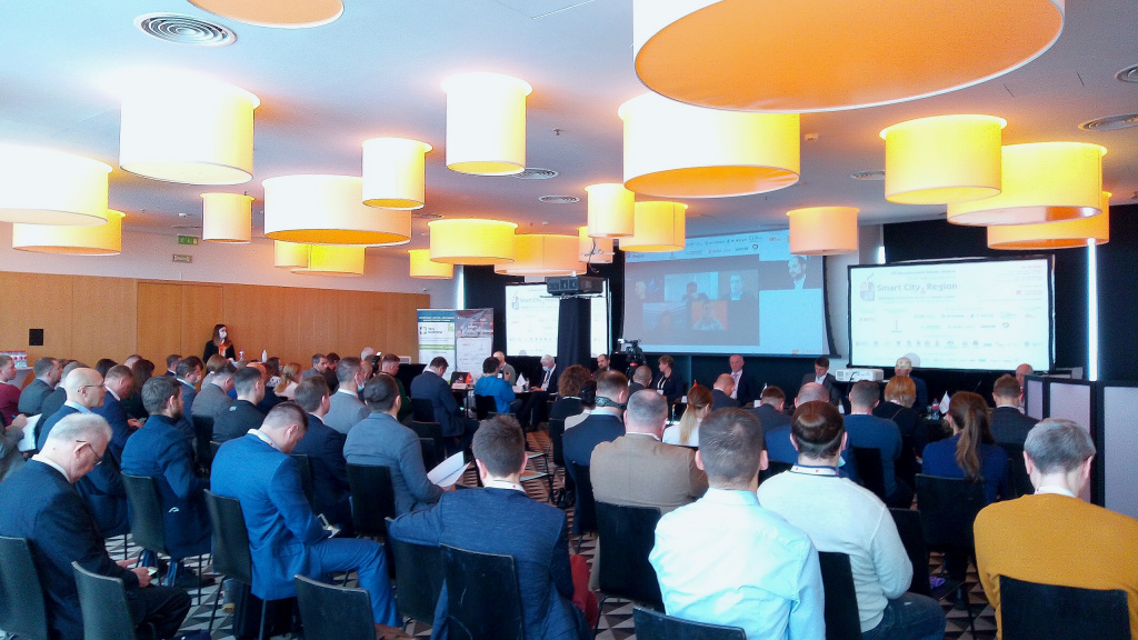 VIII Международный бизнес форум "Smart City & Region: Цифровые технологии на пути к «умной стране»